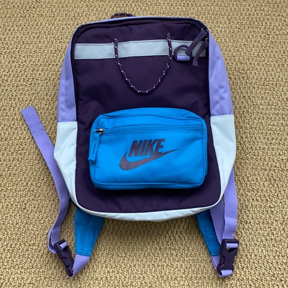 NIKE BACKPACK